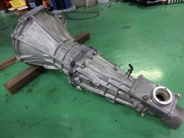 フェアレディZ S30Z ハコスカのミッション修理・オーバーホール